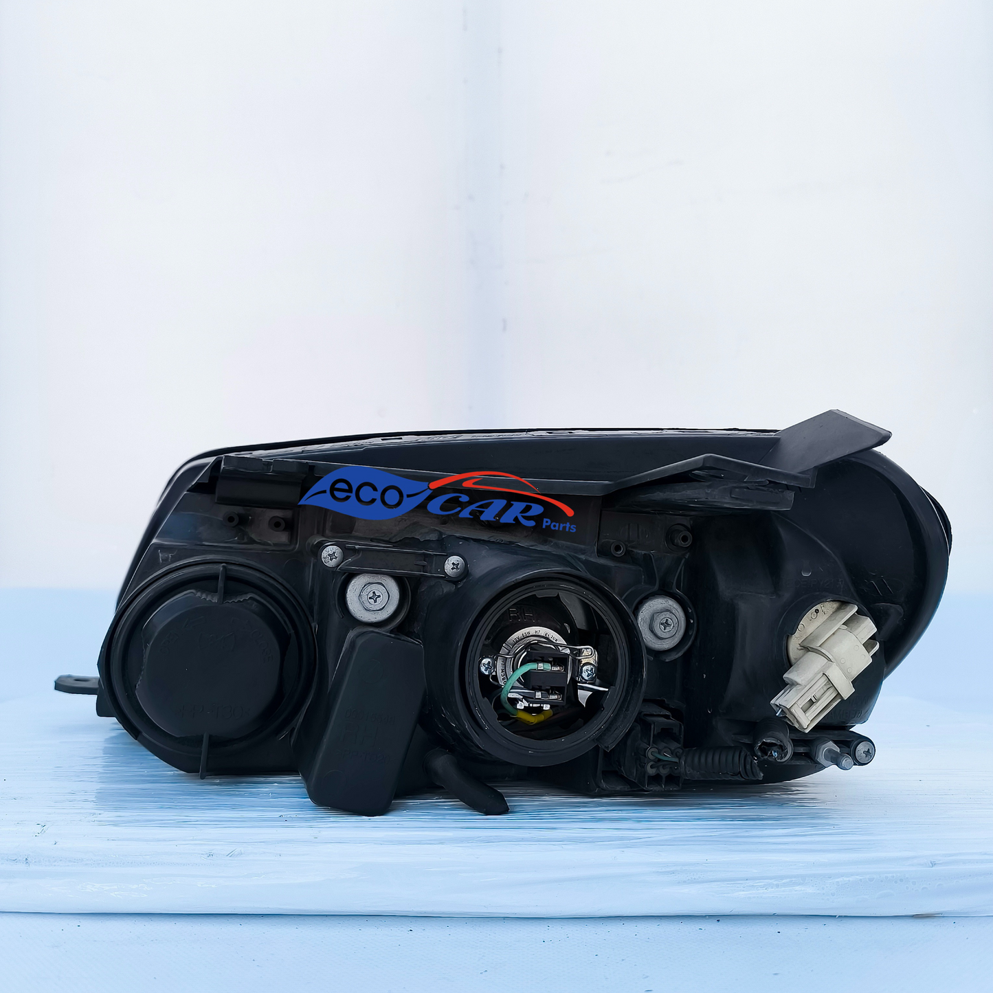 Chevrolet Captiva 2008 ecoAG6689 front right light