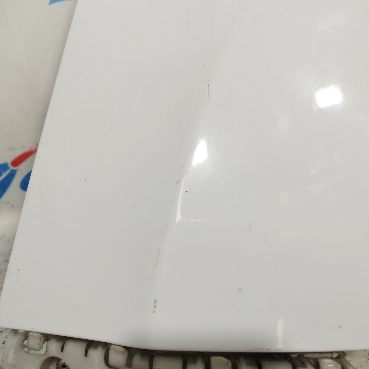Weißer Kotflügel vorne links Chevrolet Spark 2011 ecoAC9703