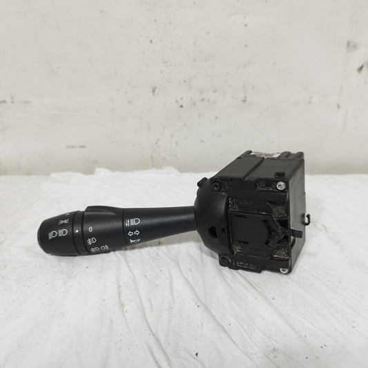Leva comando luci Dacia Sandero II (B8) 2012-2020 cod: e10645399 ecoAC16347