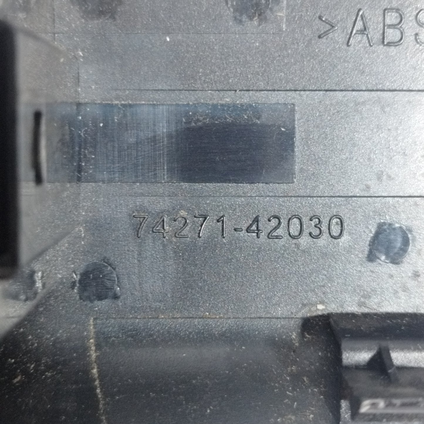 Pulsantiera posteriore dx Toyota Rav 4 Cod: 74271-42030 ecoAC11447