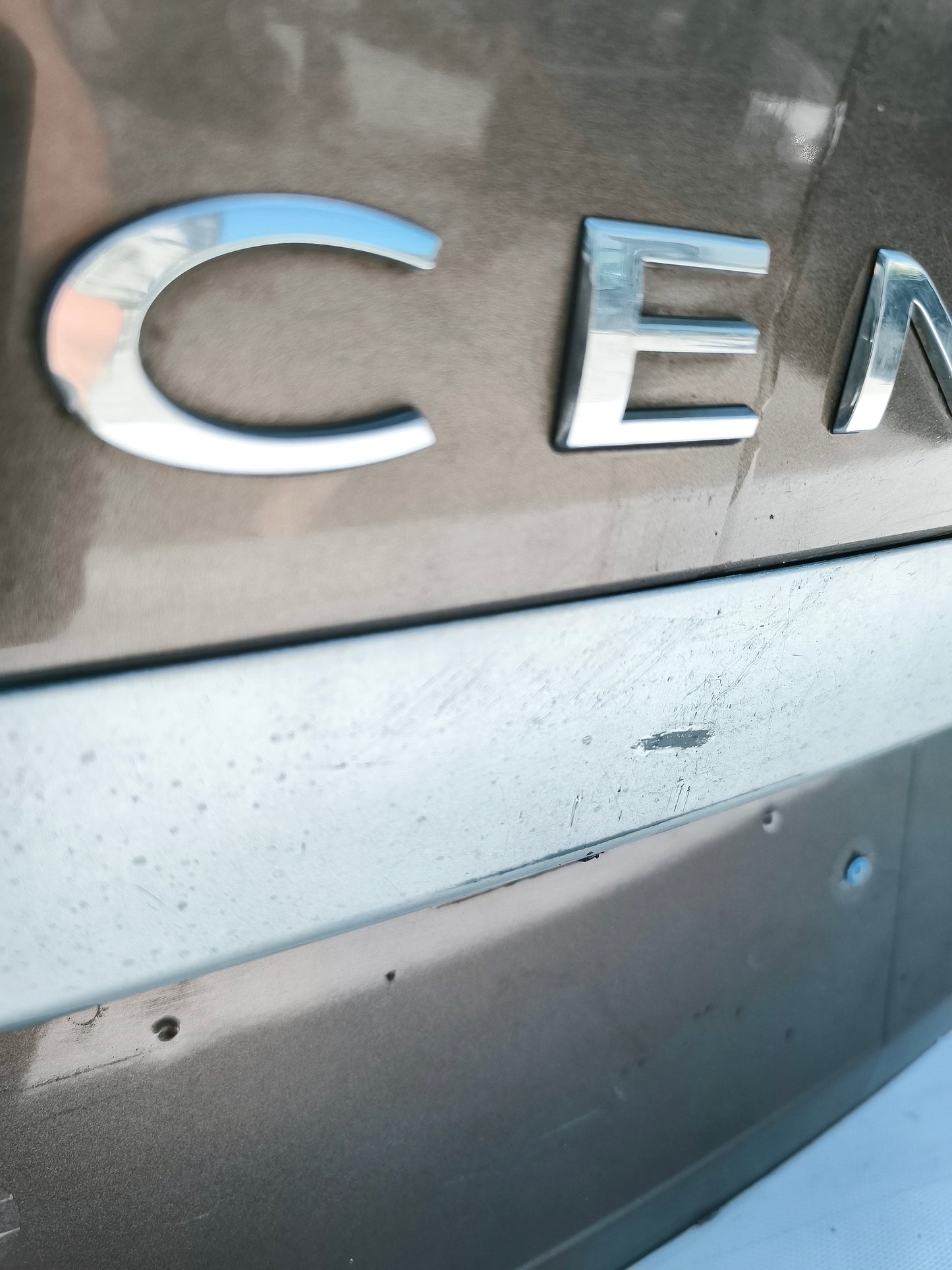 Renault Scenic Xmode 2012 ecoAG7249 bronzefarbene Heckklappe