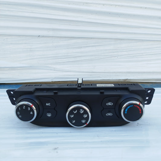 Pulsantiera a / c Kia Ceed 2012 cod: 97250-A2000 ecoAC15832