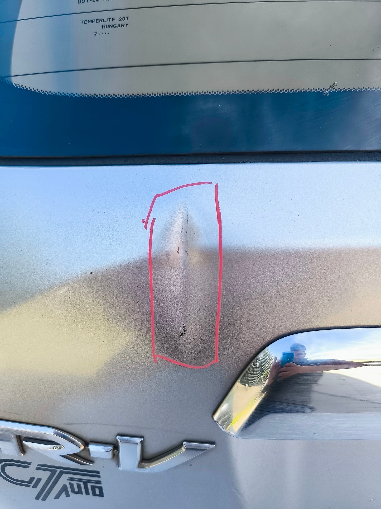 Honda CR-V tailgate year 2007 grey ecoAG6981 has two dents (large cage)