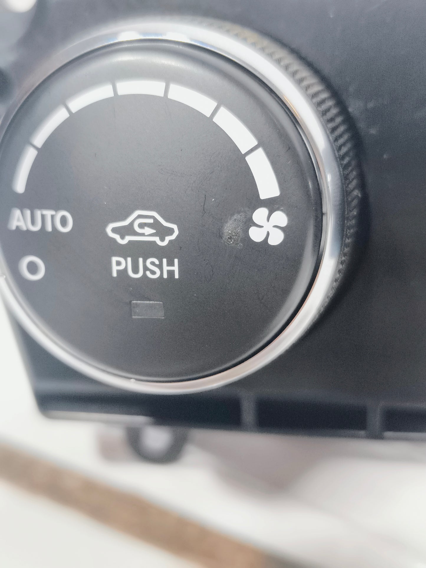 Jeep Compass 2014 Digitales Klimabedienteil Code P55111134AE ecoAG6560