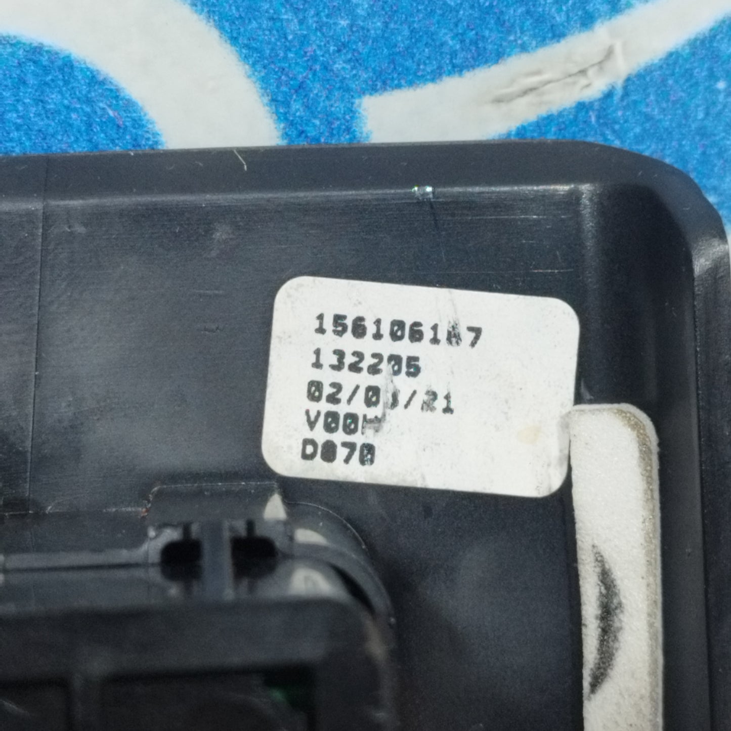 Pulsantiera anteriore sx Alfa Romeo Giulietta 2014 Cod: 156106167 ecoAC10016