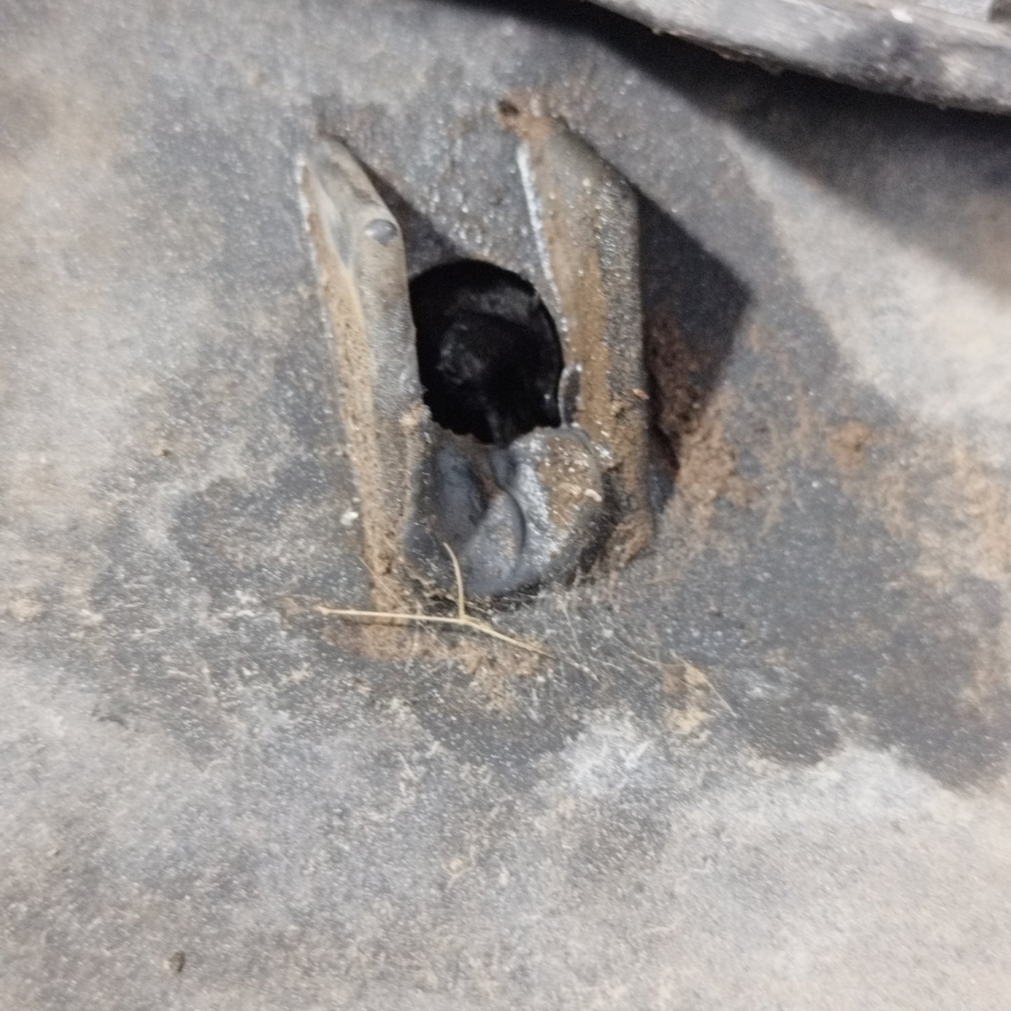 Paraurti posteriore grigio Fiat panda 4x4 2008 ecoAC11584