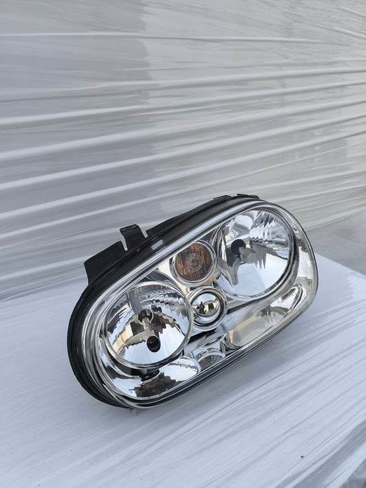 Fanale anteriore sx Volkswagen Golf 4 ecoAG7920