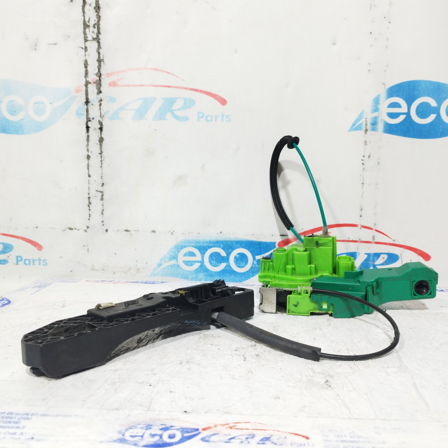Serratura anteriore sx Alfa Romeo Giulietta 2014 7 Pin ecoAC10633