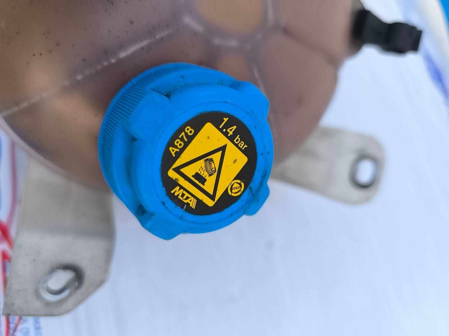 Expansion tank Alfa Romeo Giulietta 1.6 JTDM ecoAG5870