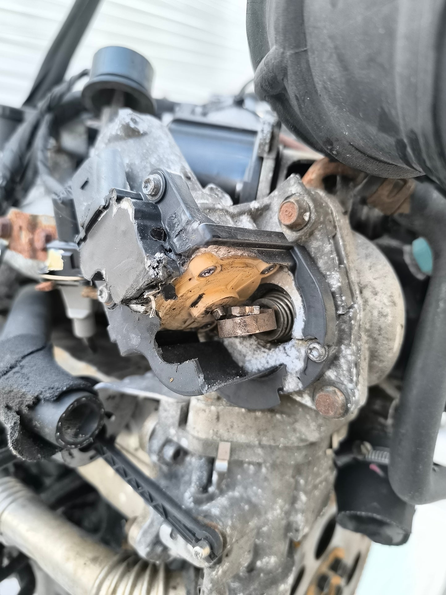 Motore SsangYong Korando 2.0 D 129 KW anno 2012 cod.671950 ecoAG7851