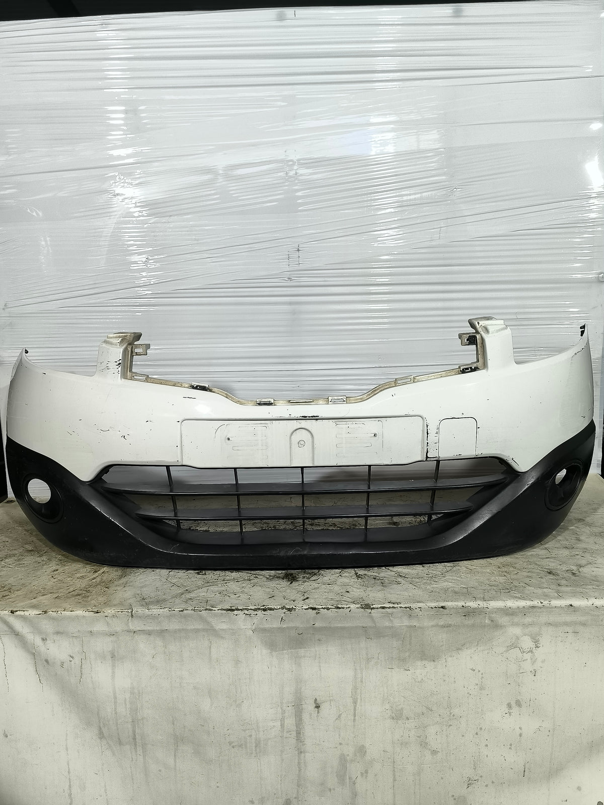 Paraurti anteriore bianco Nissan Qashqai (J10) 2010-2013 ecoAG9699