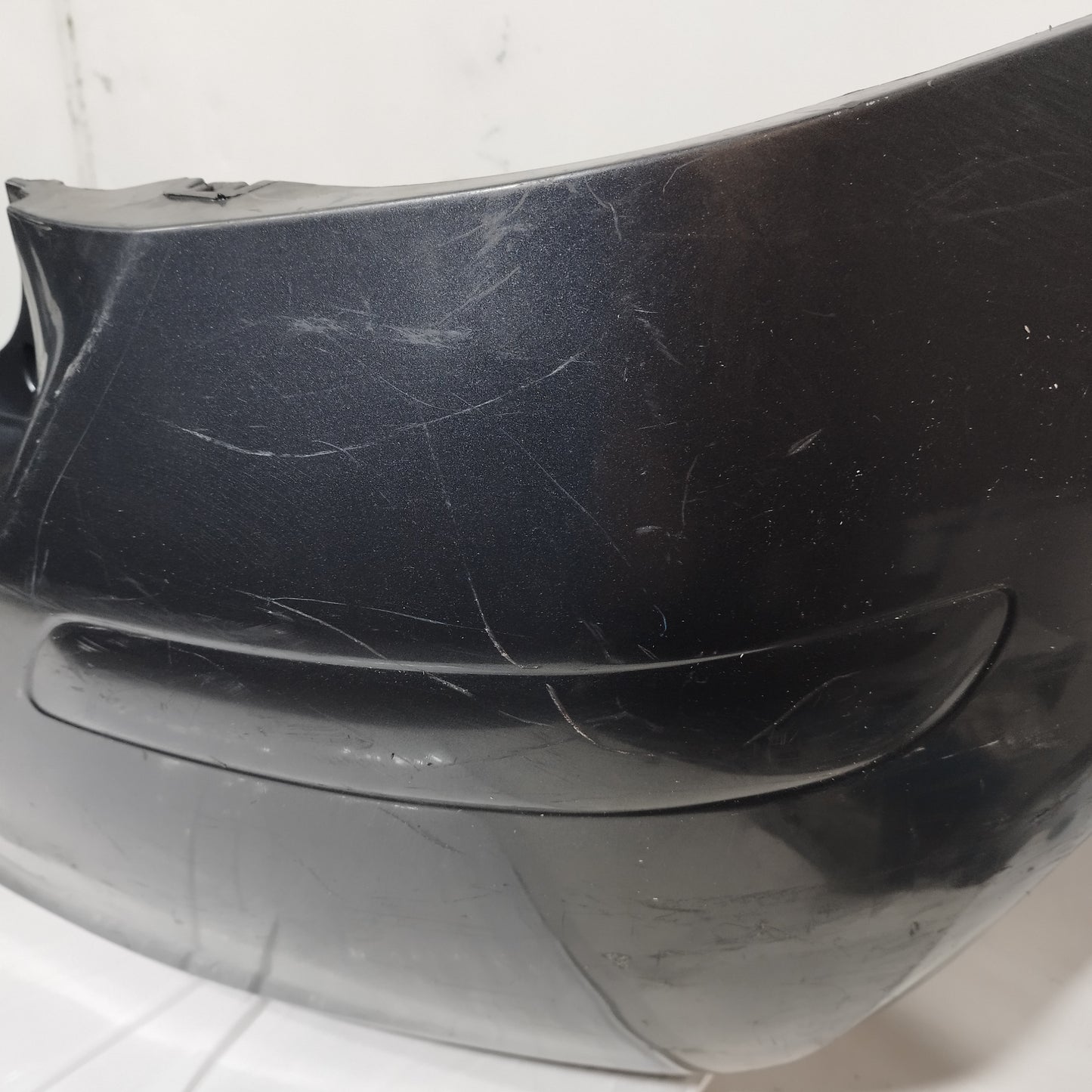 Paraurti posteriore grigio scuro Toyota Yaris 2011 ecoAC15038