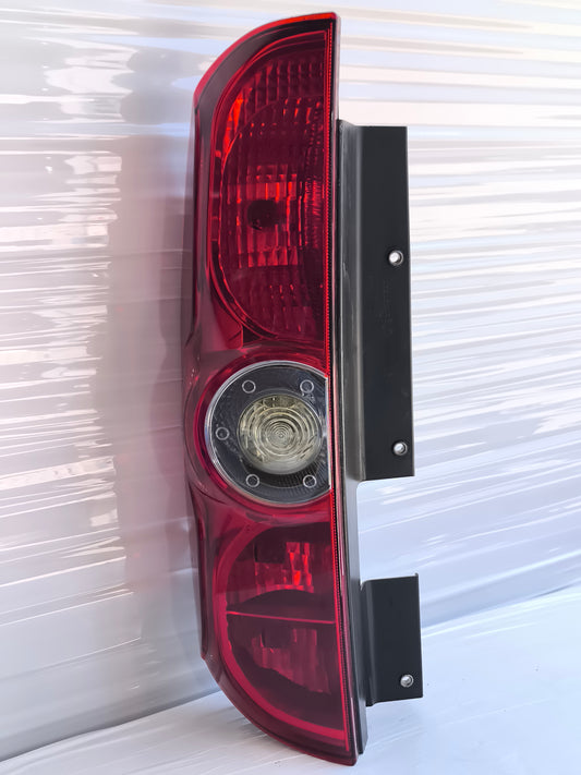 Fanale posteriore sx Opel Combo D (X12) anno 2012-2018 ecoAG8570