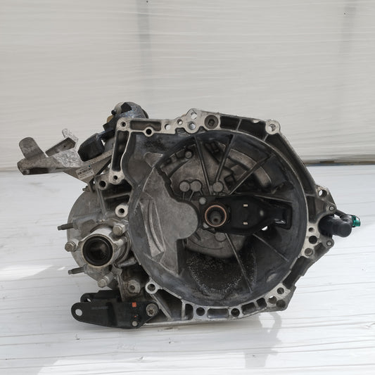 Cambio manuale 6 marce Peugeot 2008 1.5 D 2021 cod: 20V253 ecoAC15662
