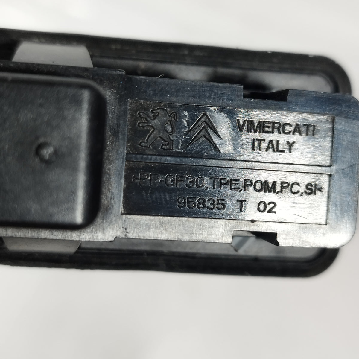 Interruttore portellone Citroen C3 III 2016-2023 cod: 95835t02 ecoAC17373