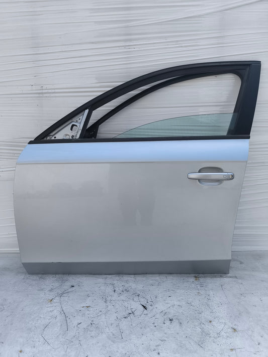 Sportello anteriore sx grigio argento Audi A4 B8 anno 2008-2015 ecoAG7936