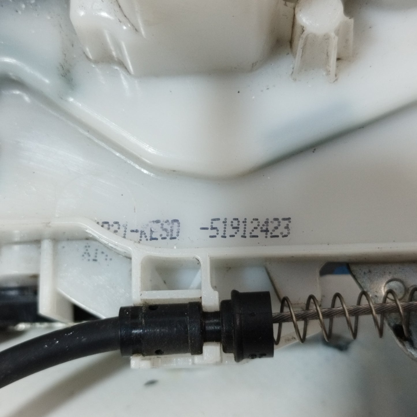 Ford Ka 2014 5-poliger Türschloss-Code vorne rechts: 51912423 ecoAC9448