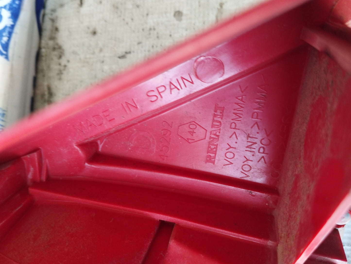 Renault Clio 2002 ecoAG5536 right rear light