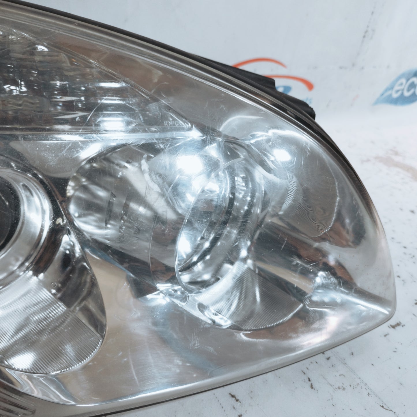Fanale anteriore dx Kia Carens 2003 ecoAC8383