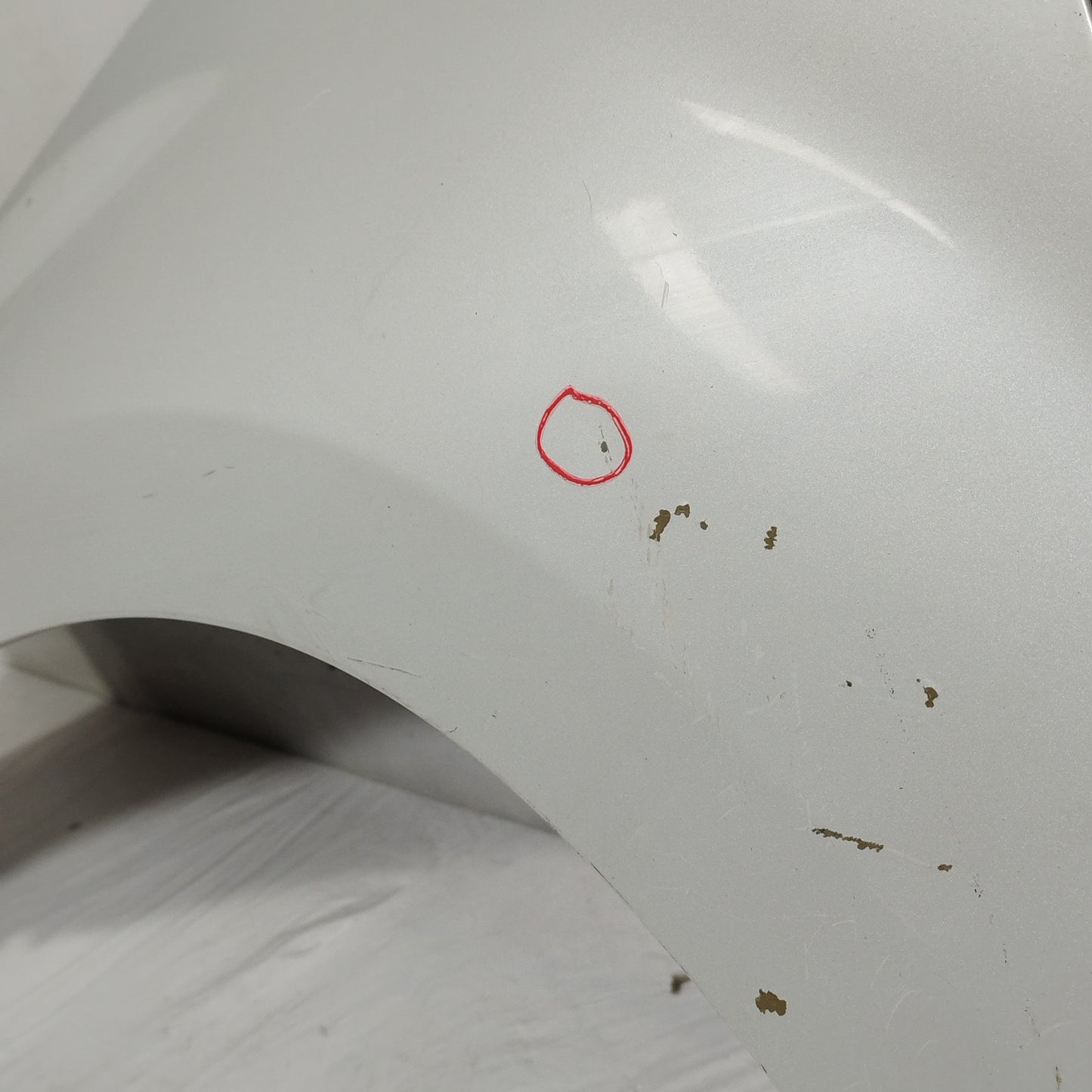 Parafango anteriore sx bianco perlato Suzuki Gran Vitara 2008 ecoAC14724