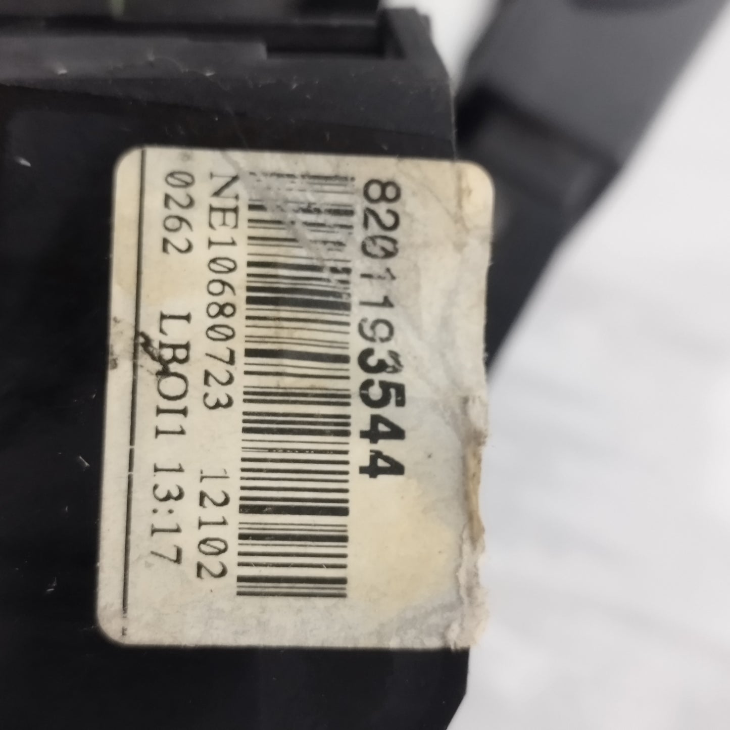 Devioluci Renault Twingo 2012 Cod: 8201193544 ecoAC13660