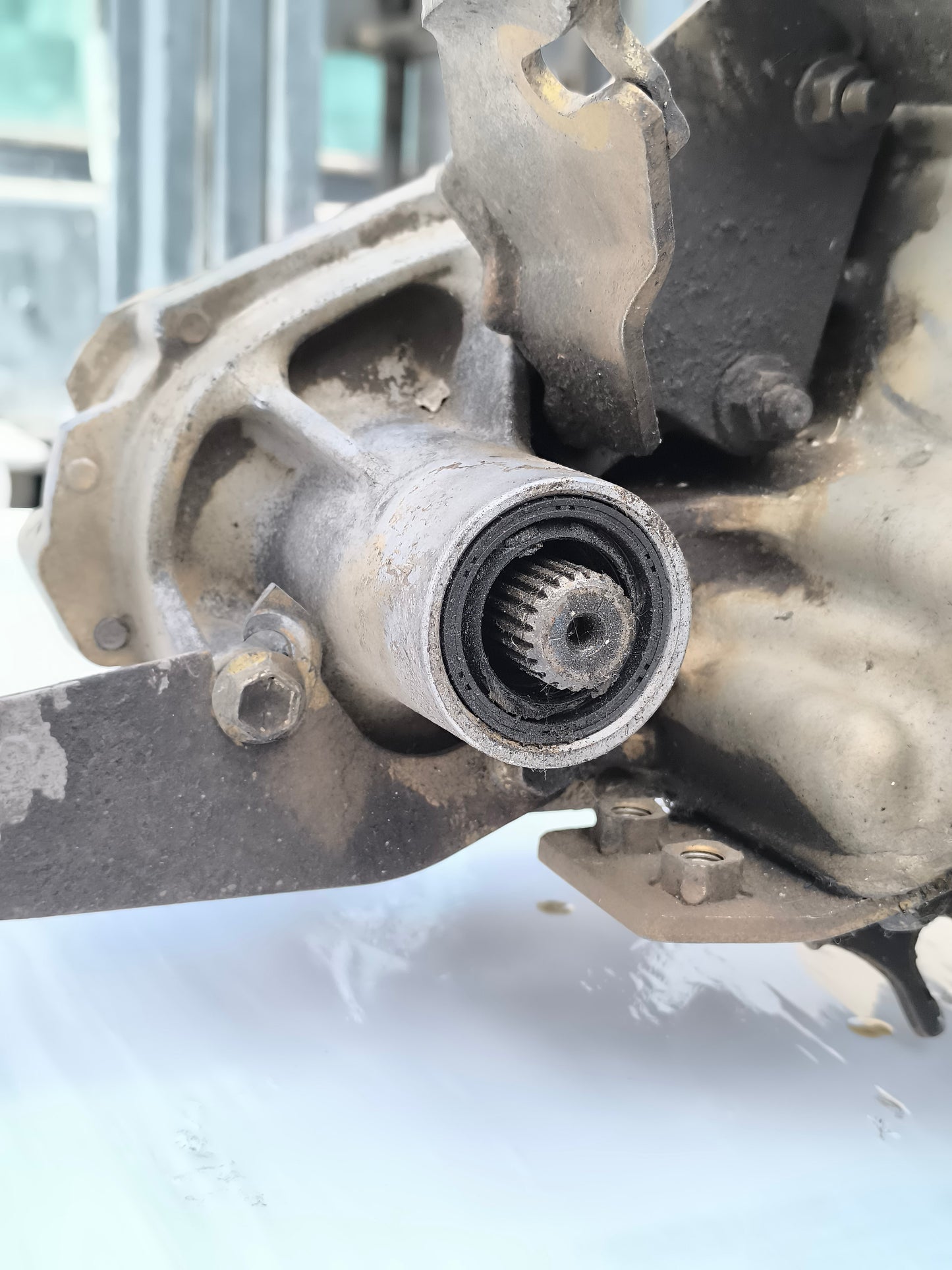 Manual transmission Daihatsu Terios 1.3 B year 2004 Code absent ecoAG7089