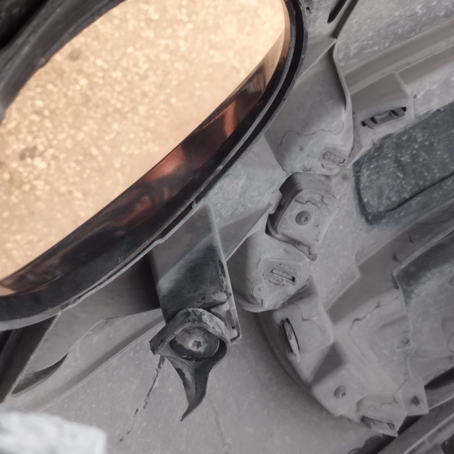 Paraurti anteriore grigio moda Fiat 500L 2013 ecoAC12685