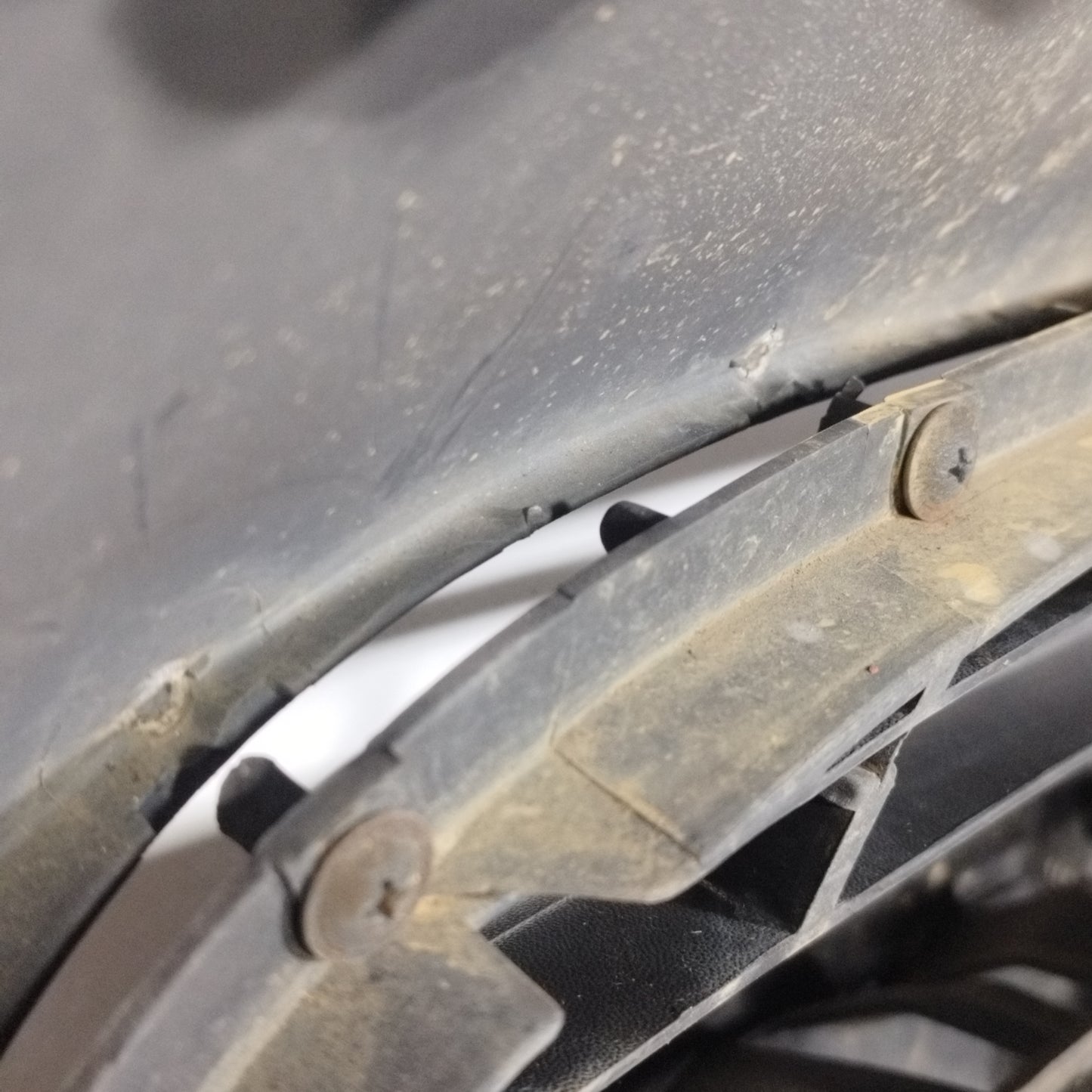 Paraurti anteriore grigio scuro Hyundai I10 2010 ecoAC14367