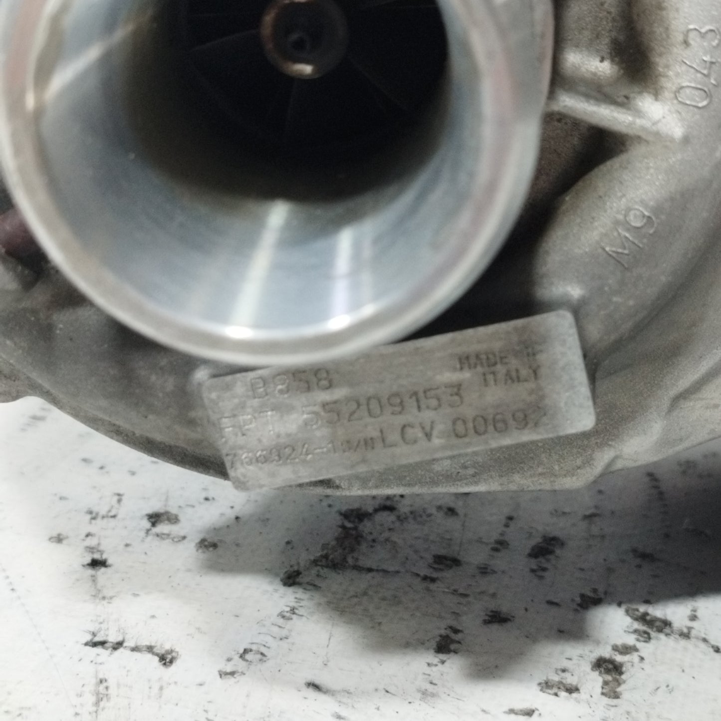 Turbina con collettore di scarico Fiat Bravo 1.6 MTJ 120CV 2008 cod: 55209153 ecoAC9532