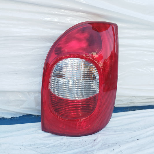 Fanale posteriore dx Citroen Xsara Picasso (N68) 1999-2004 DEPO cod: 01-552-1913R-R ecoDM440