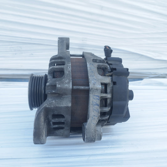 Alternatore Hyundai I10 1.0 B 2012 3 pin cod: 37300-04700 ecoAC15816