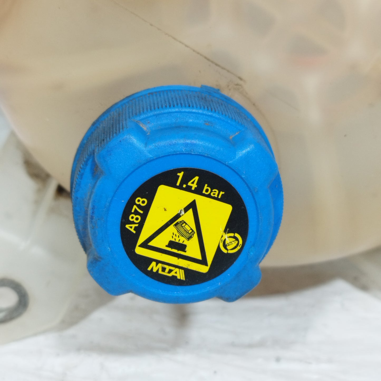 Alfa Romeo Giulietta 2015 ecoAC11179 Ausgleichsbehälter