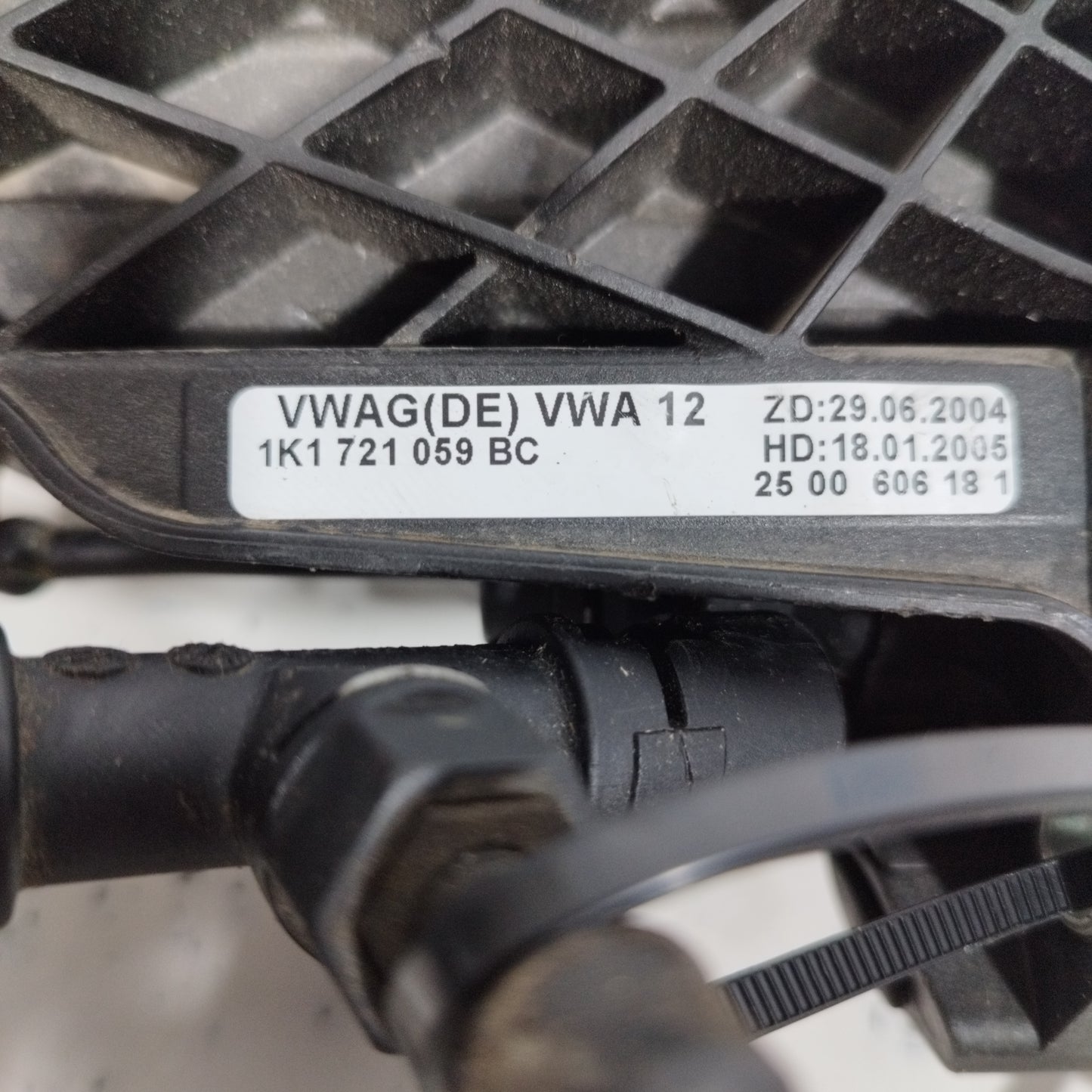 Pedale frizione Volkswagen Golf 5 2.0 TDI 2003 cod: 1K1721059BC ecoAC8705