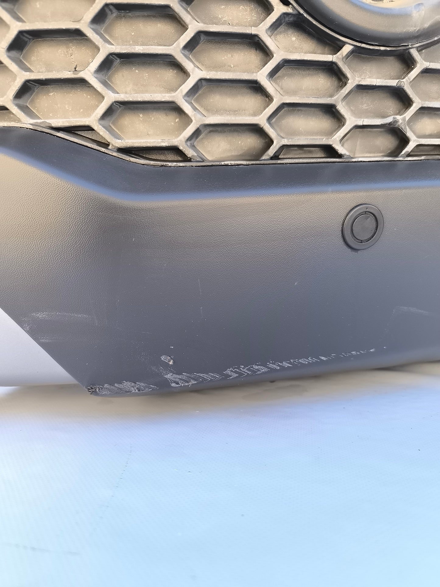 Paraurti anteriore grigio argento Chevrolet Captiva anno 2010 ecoAG6695