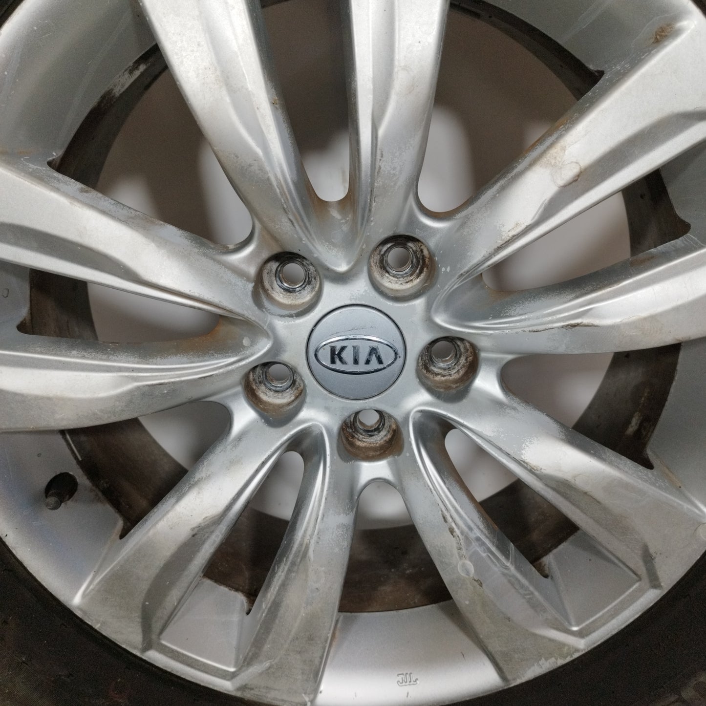 Alloy Wheels with Tires Kia Sorento 2012 ecoAC11656