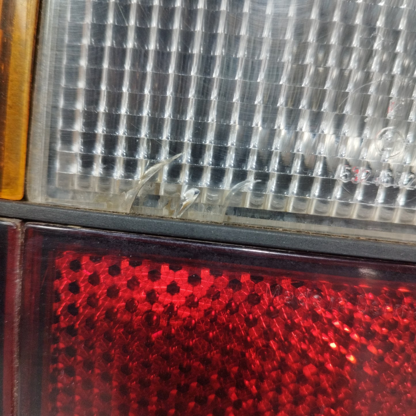 Porsche 924 1980 ecoAC10879 linke Rückleuchte