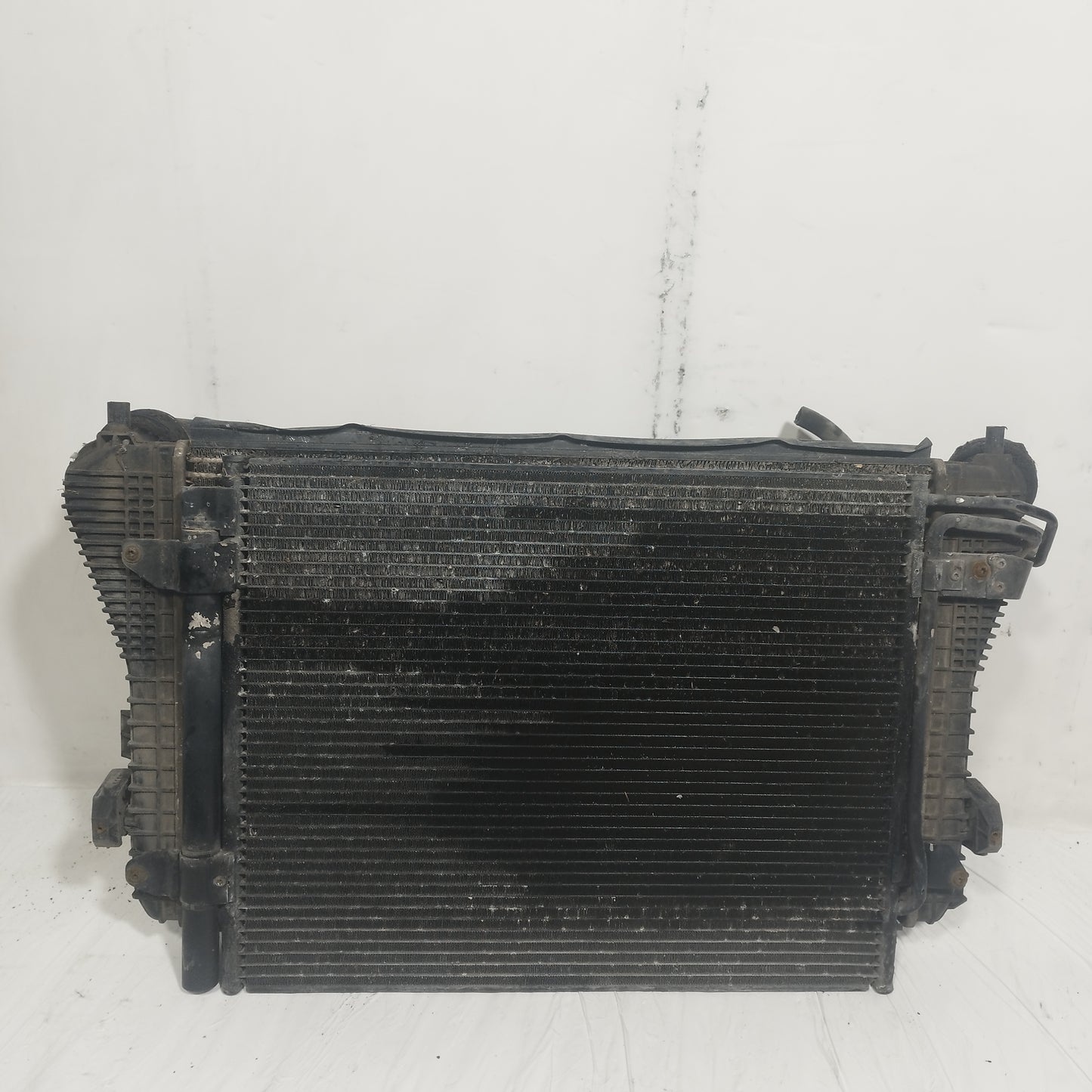 Radiatore Intercooler con a / c Volkswagen Touran 1.9 D 2005 ecoAC14829