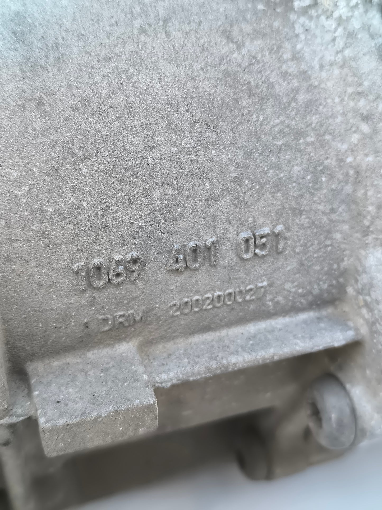 Schaltgetriebe BMW X3 E83 2.0 D Teilenummer 1069401051 ecoAG7090