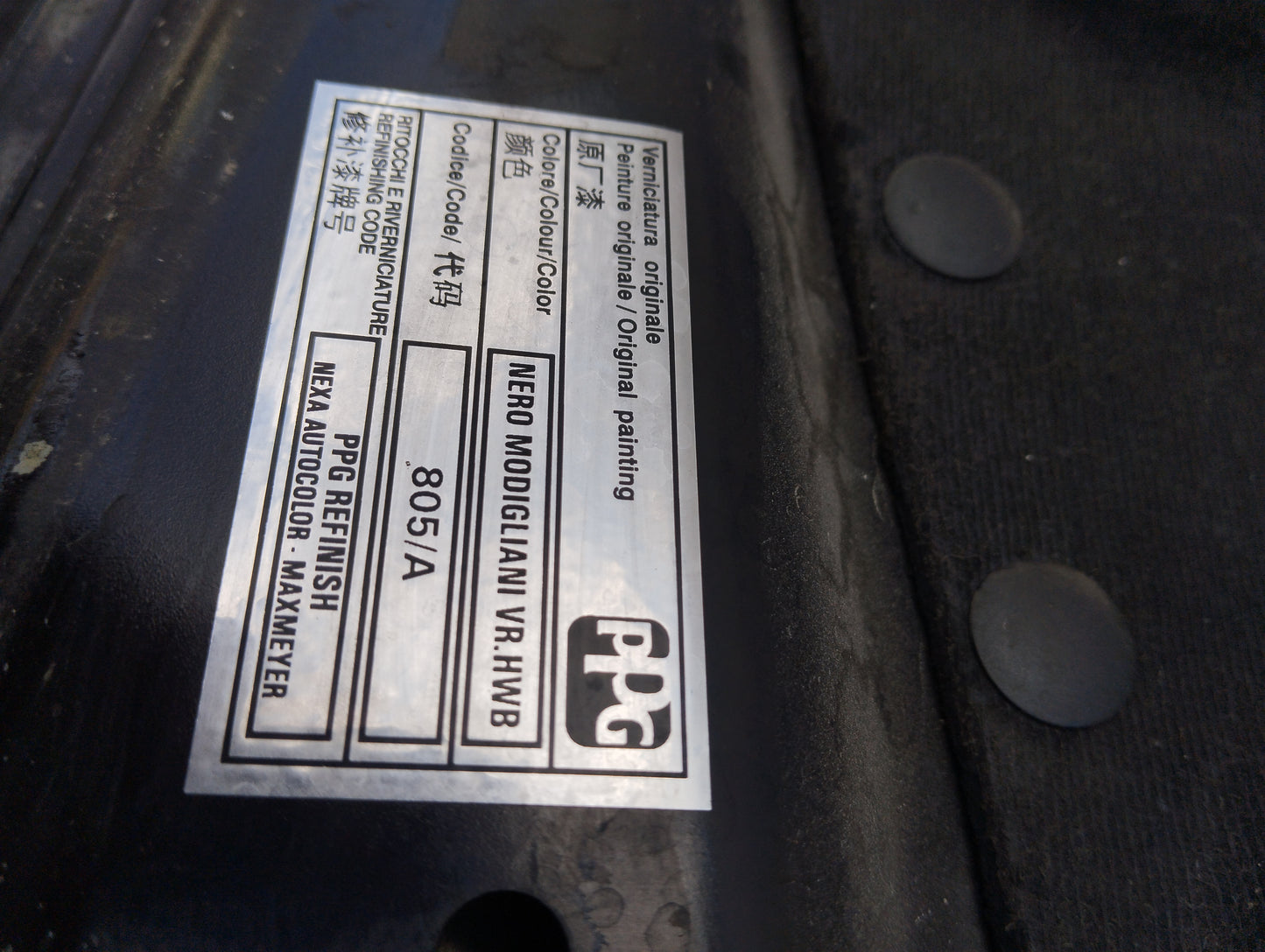 Schwarzer Modigliani Lancia Musa 2010 ecoAG5477 Motorhaube