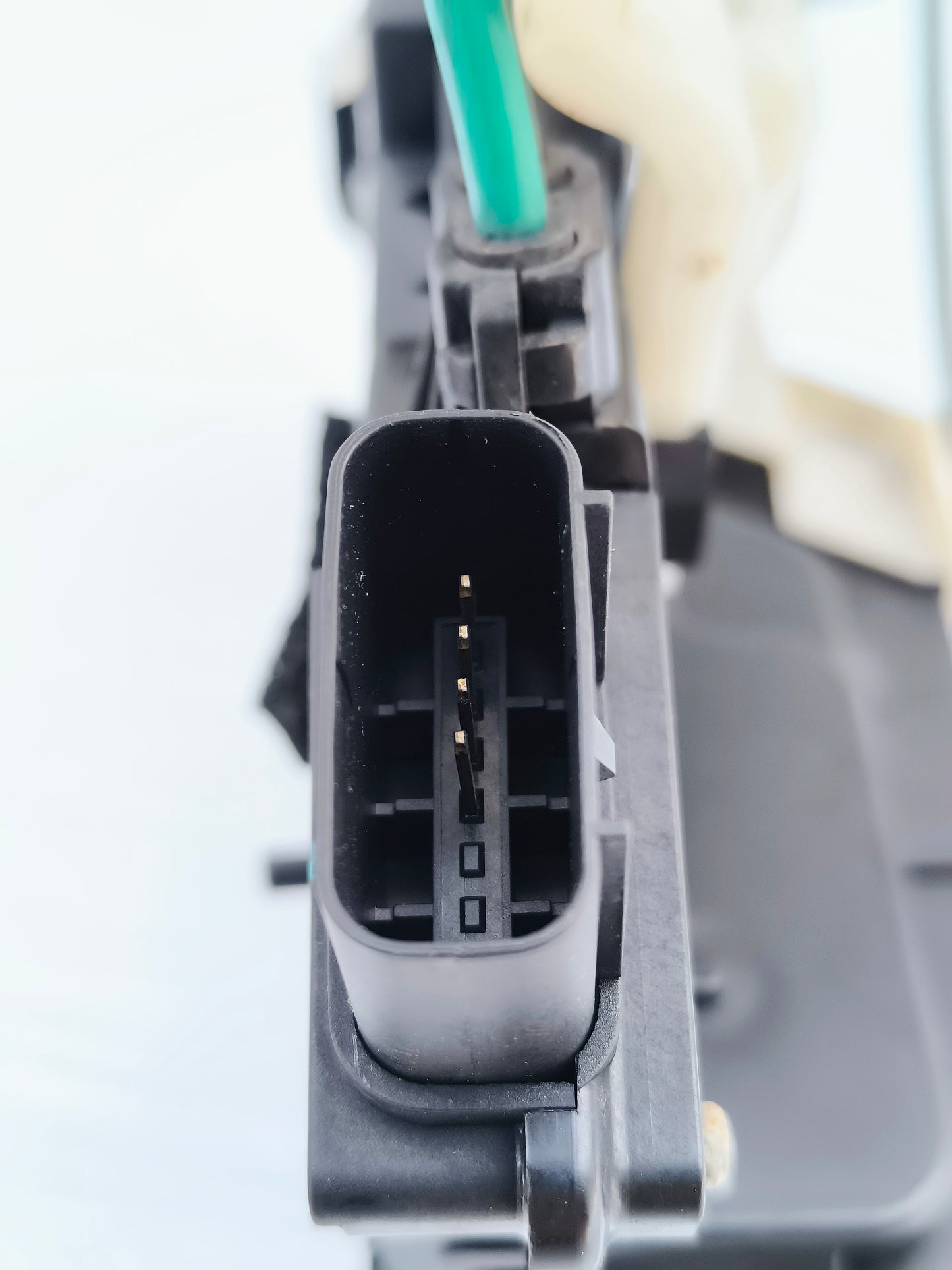 Türschloss hinten links, Kia Sorento, Baujahr 2012, 4-polig, ecoAG6950