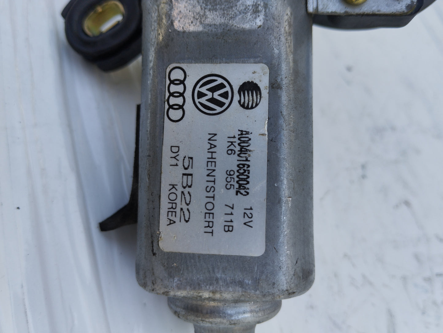 Motorino tergicristalli posteriore Volkswagen Golf 5 cod: 1k6955711B ecoAG5227