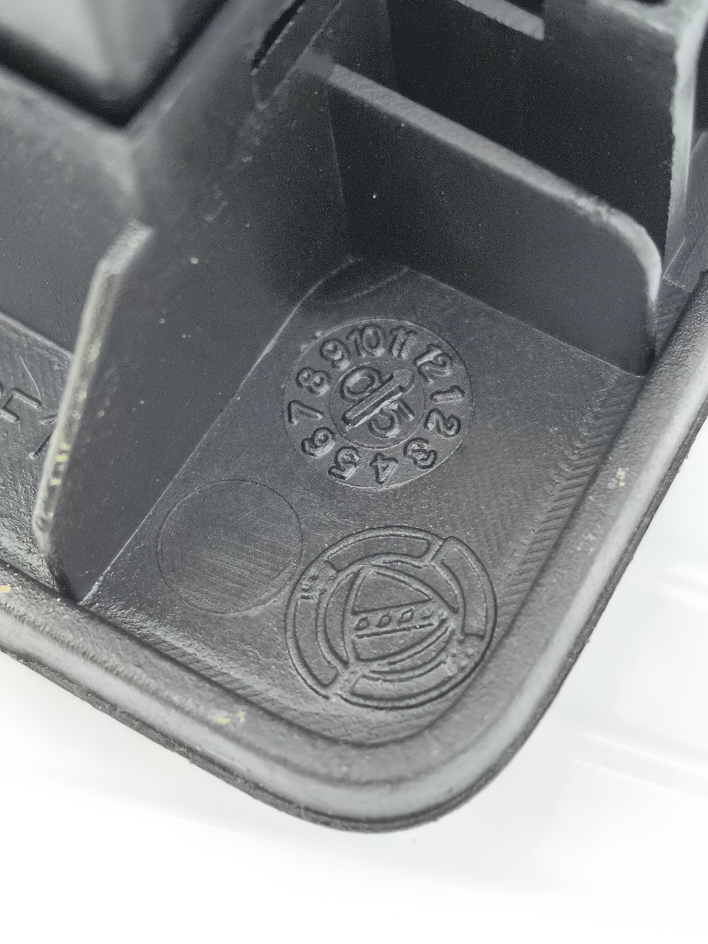 Tastenfeld vorne links Fiat Grande Punto/Bravo/Delta, Code fehlt ecoAG7614