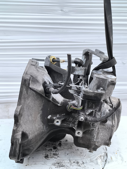 Cambio Opel Corsa / Meriva 1.2 / 1.4 B anno 2006 5 M Cod. 55355498 ecoAG7880