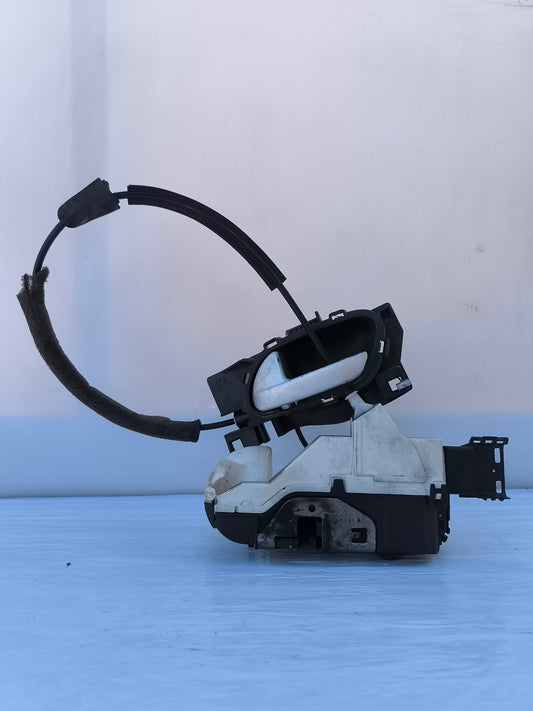 Serratura anteriore sinistra Citroën Berlingo anno 2009 Cod: PSA828406 ecoAG6964