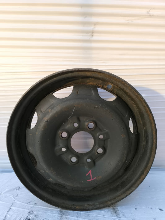 Satz mit 4 R13 Stahlfelgen für Fiat Panda 141 4x4 Modell mit Rostflecken ecoAG7631