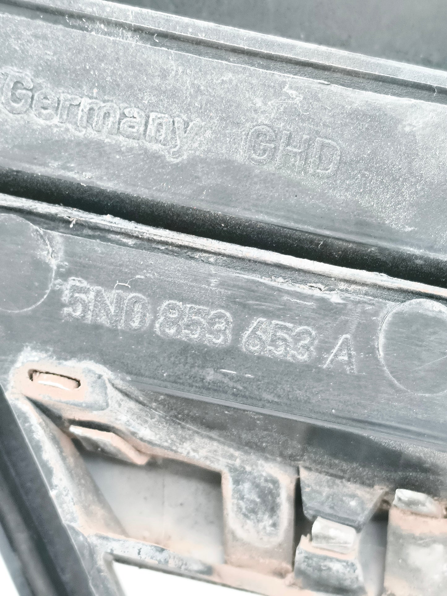 Mascherina anteriore Volkswagen Tiguan anno 2009 ecoAG7452