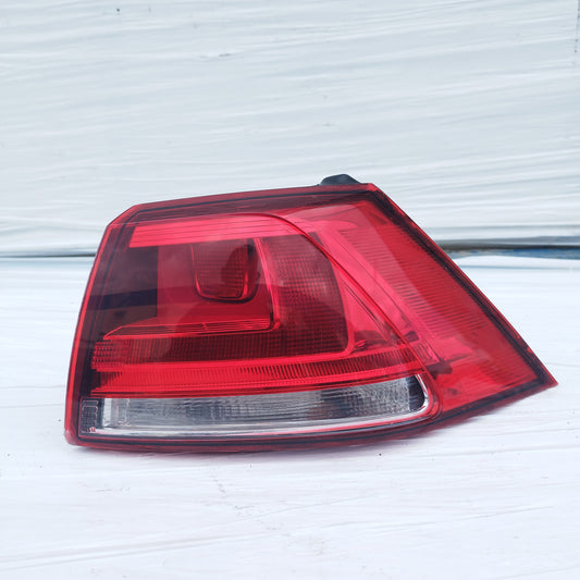 Fanale posteriore esterno dx a led Vaolkswagen Golf 7 (5G) 2013-2017 cod: 5G0945096M ecoDM104
