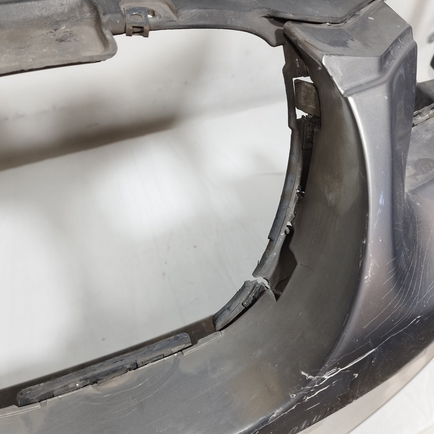 Paraurti anteriore grigio scuro Seat Ibiza Cupra 2005 ecoAC14203