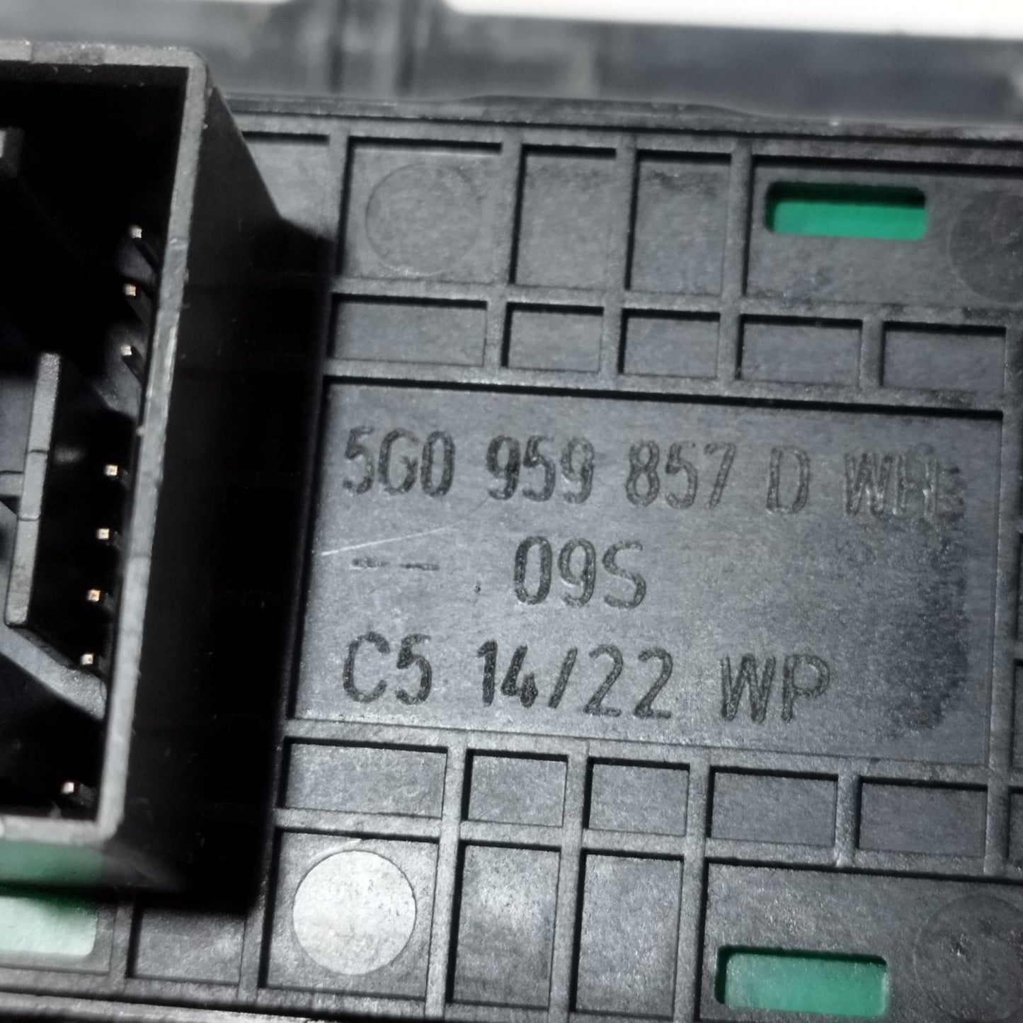 Pulsantiera anteriore sx Volkswagen Polo 2022 Cod: 5G0959857D ecoAC13595