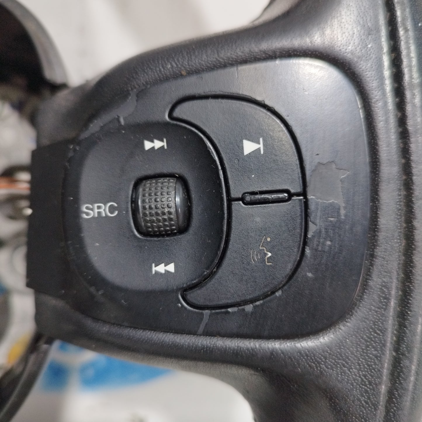 Volante completo di comandi Fiat 500 L 2013 ecoAC9302